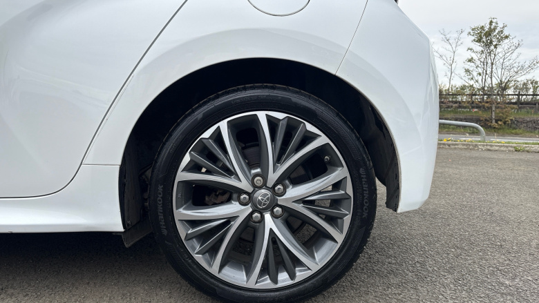 Toyota Yaris 1.5 Hybrid Excel 5dr CVT Hybrid Hatchback